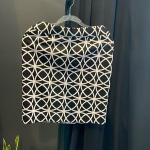 Black & White Skirt Size 8